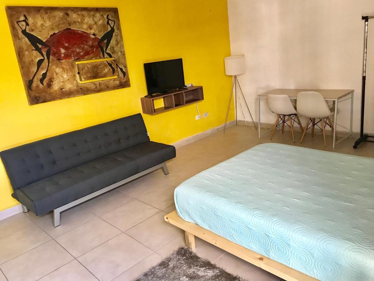 Jr Suite En Zona Residencial Linda Vista - Magnifica Ubicacion Y Tranquilidad. Monterrey Ngoại thất bức ảnh